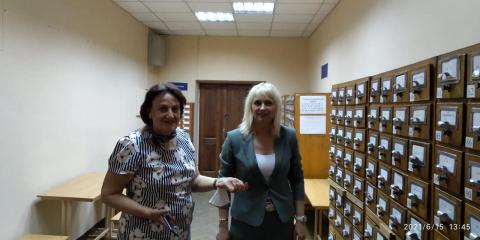 Неофіційна зустріч проректора Бурдейної Наталіїі Борисівни з колективом бібіліотеки